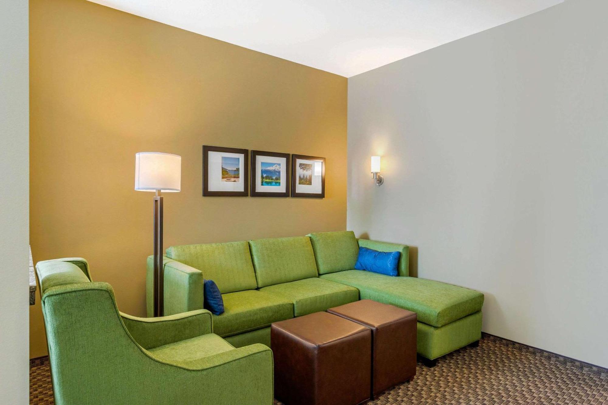 Comfort Suites Burlington Near I-5 Exteriör bild