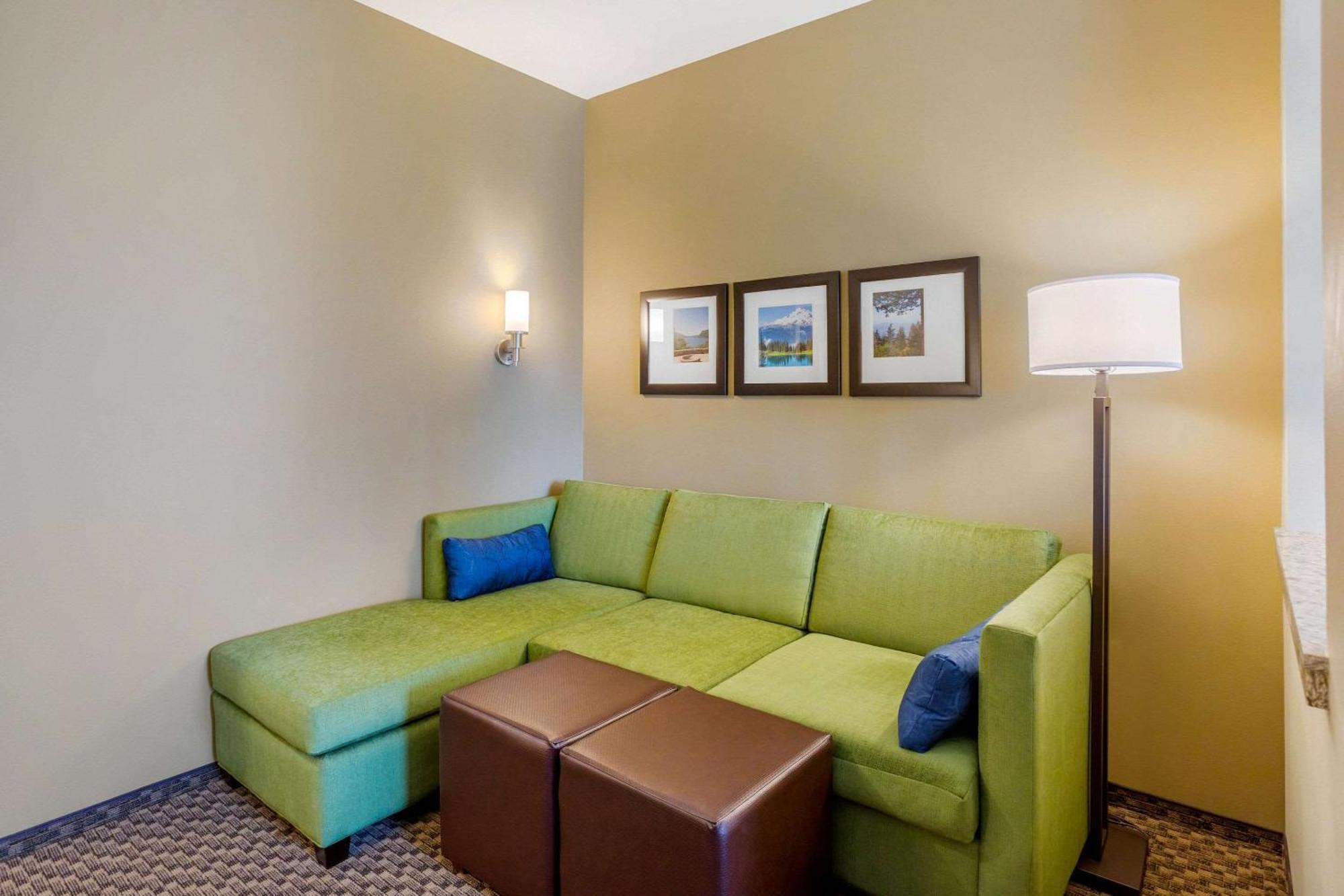 Comfort Suites Burlington Near I-5 Exteriör bild