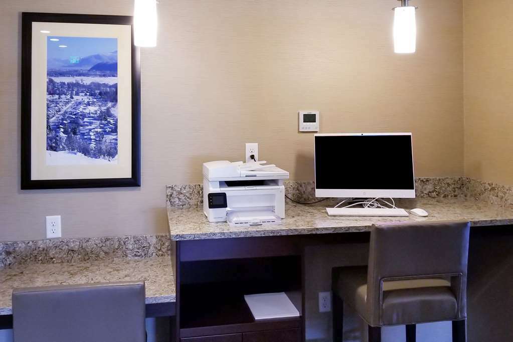 Comfort Suites Burlington Near I-5 Bekvämligheter bild